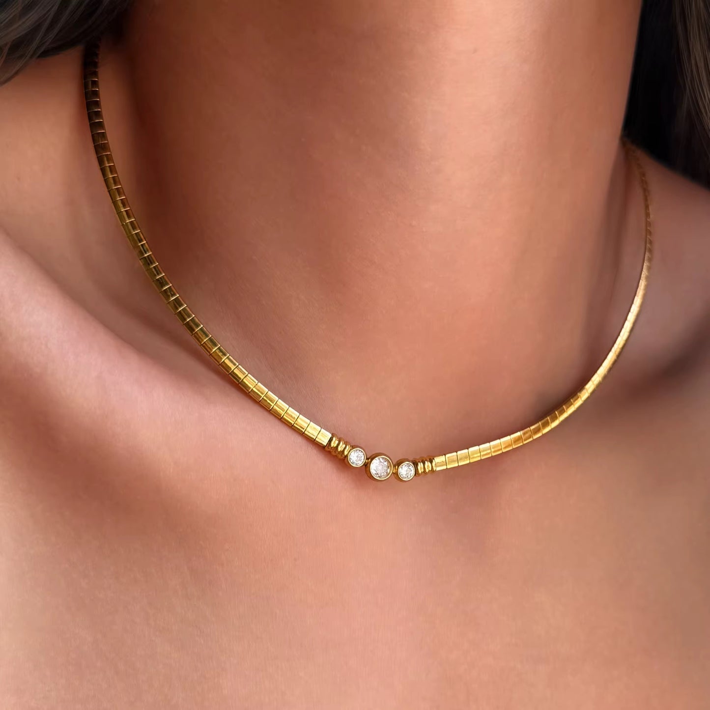 Necklace amare